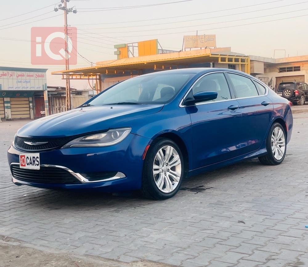 Chrysler 200